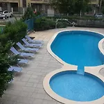 Sunny Complex Apart Otel 3*