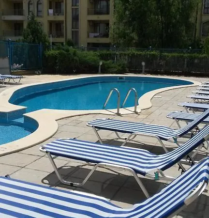 Sunny Complex